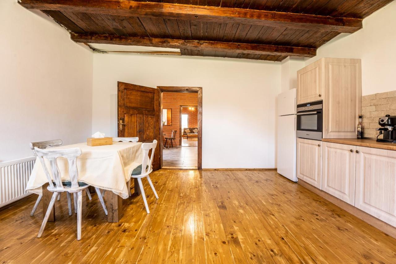 Casa Cu Prispa Bed & Breakfast